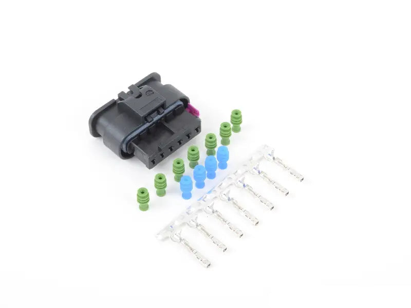 Tail light plug - Priced each