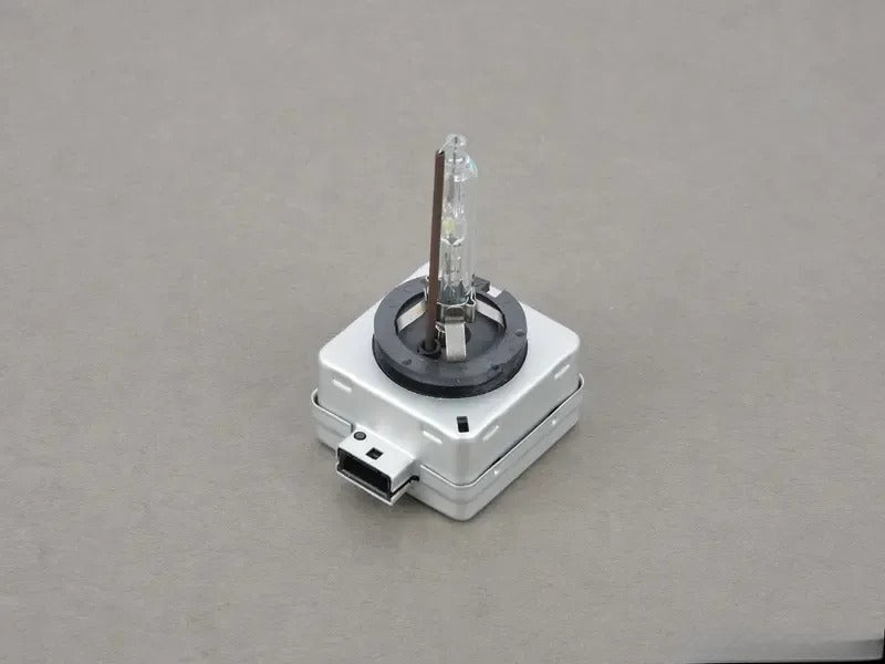 D1S Xenon Light Bulb With Ignition Element - Priced Each